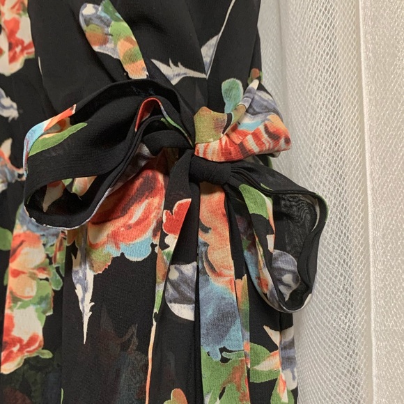 Floral High-Low Dress - Picture 6 of 7